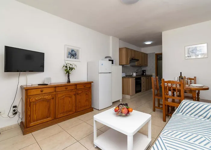 Floritas 29 - One Bed With Pool View * Playa de las Américas